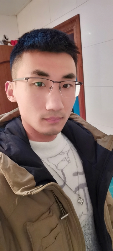 闯红灯吐泡泡的第一张照片--新沂蓝颜知己交友网